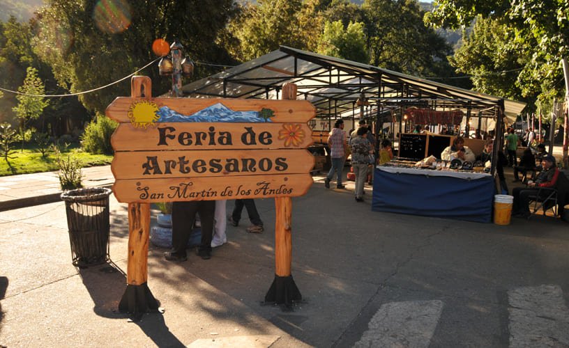 Feria de Artesanos, Plaza San Martin